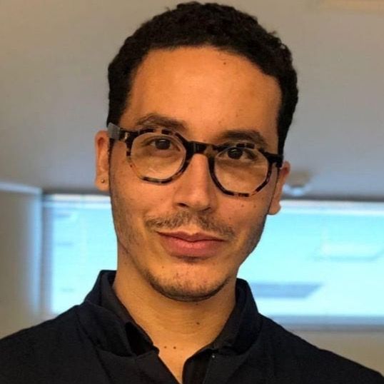 Nairon Alves, Fisioterapeuta Dias D'Ávila