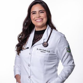 Ampliar imagem: Isadora Fernandes dos Reis, Psiquiatra Aparecida de Goiânia