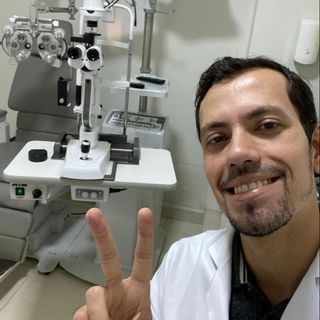 Renan Azeredo Barbosa De Oliveira, Oftalmologista Frutal