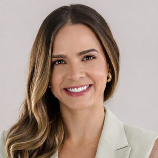 Juliana Mattos, Dentista Feira de Santana