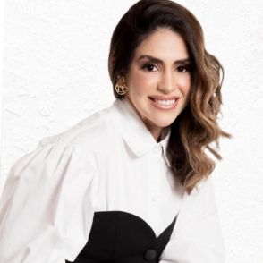 Luzia Ceci De Freitas Neta ., Médico clínico geral Recife