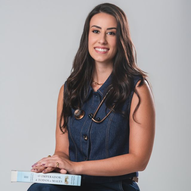 Vitória Caroline Fernandes Silva, Oncologista Santos