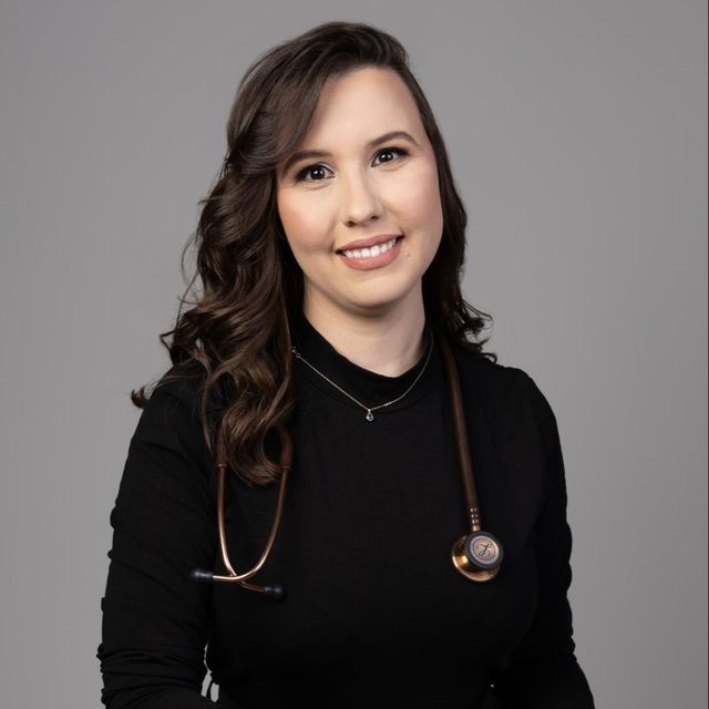 Laritza  G. Herrera Afonso, Médico clínico geral Brasília