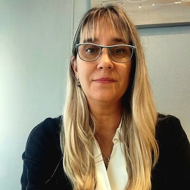 Adriana Antoniuk, Psicólogo Lanús Oeste