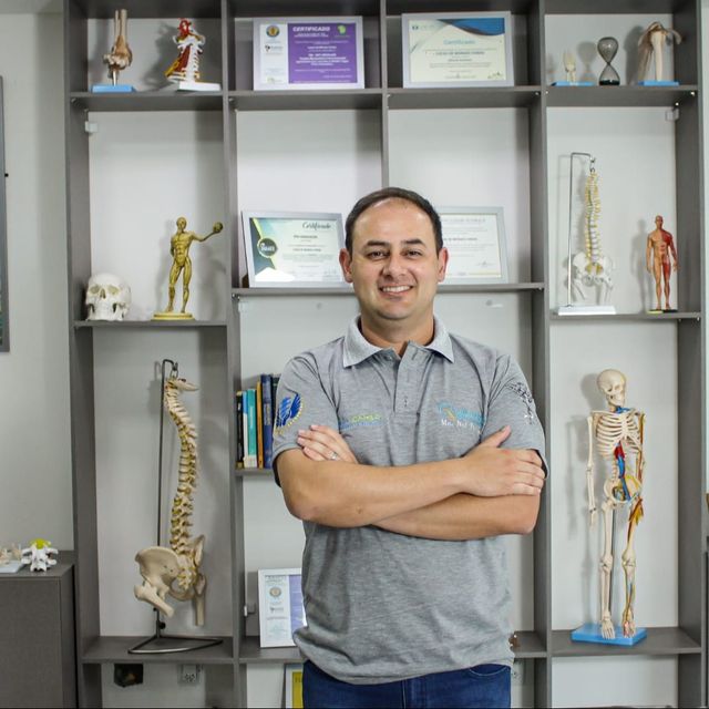 Nei Freitas, Fisioterapeuta Guarapuava