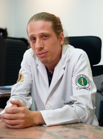 Rian Riquena, Médico Acupunturista Piracicaba