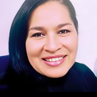 Acercar imagen: Ana Martínez Barrios, Psicólogo Santiago