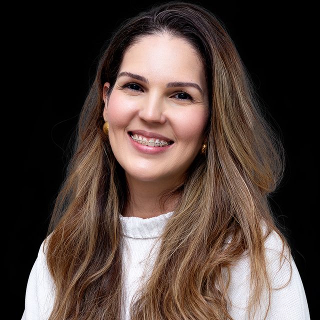 Tuany Arantxa de Medeiros Uchôa ., Dentista Natal