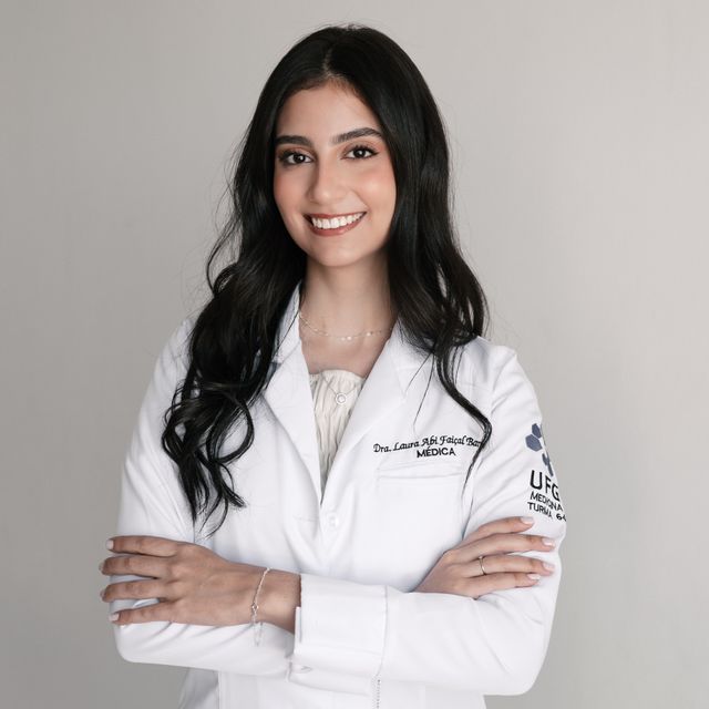 Laura Abi-Faiçal Barros, Psiquiatra Goiânia