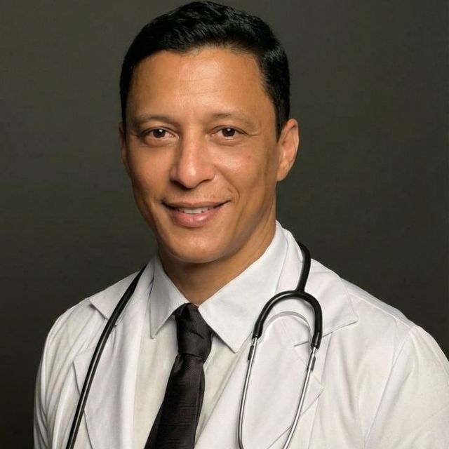 Rafael J. Martins, Médico clínico geral Rio de Janeiro