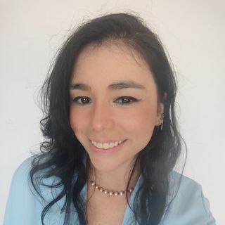 Dra. Izabella Agnes Borges de Souza