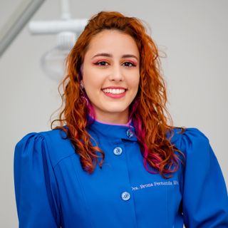 Ampliar imagem: Bruna Fernanda Silva Lacorte, Dentista Uberlândia