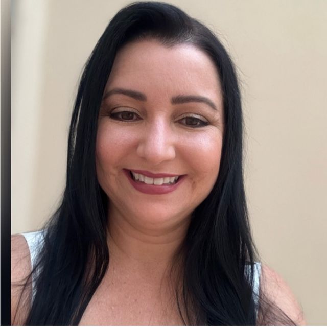 Valéria Batista, Neurologista Araguari