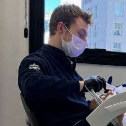 Jordano Francio, Dentista Curitiba
