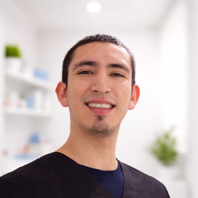 Cristóbal Castro V., Kinesiólogo Santiago