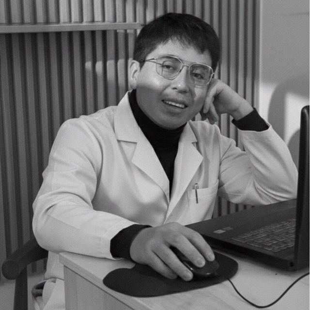 Jhon Harold Beramendi Perez, Reumatólogo Pueblo Libre