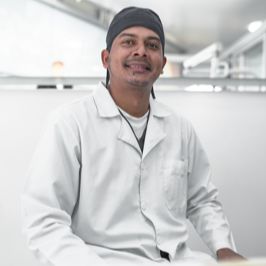 Acercar imagen: Martín Jesús Caraballo Tapia, Odontólogo Bogotá