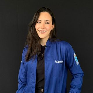 Sabrina  Salik Duchêne, Dentista São Carlos