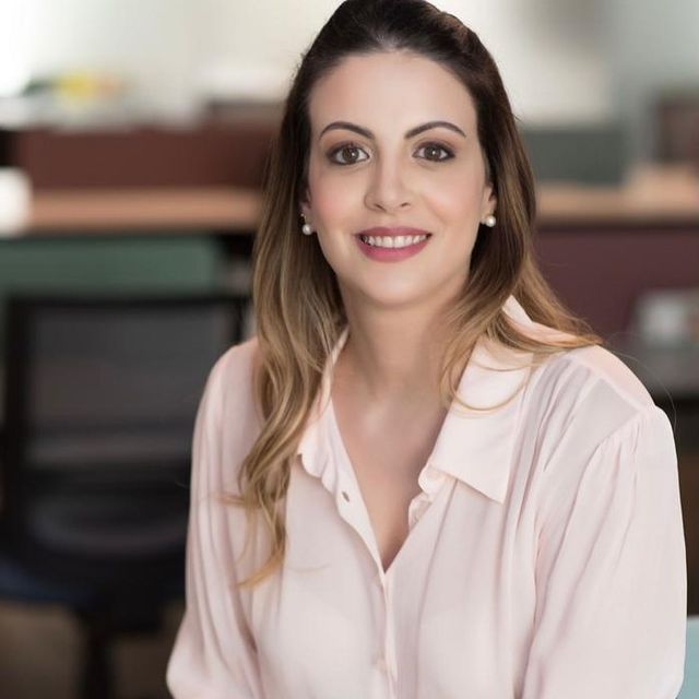 Camila Nicolau, Ginecologista Santo André