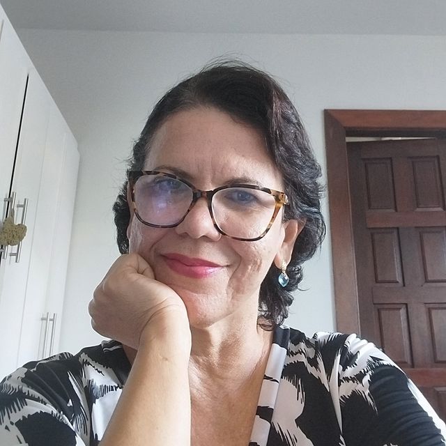 Ana Patricia Santos Caires, Psicopedagogo Salvador
