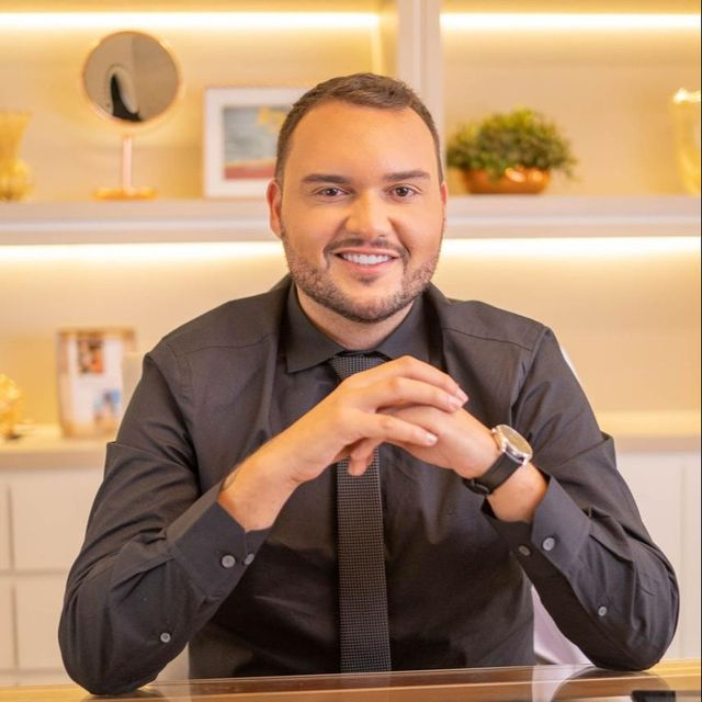 Eduardo  Santos , Médico clínico geral Ourilândia Do Norte