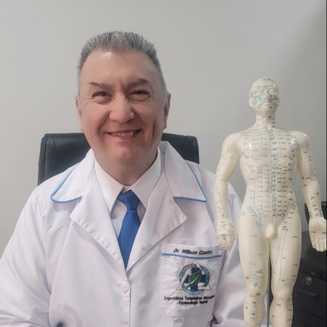 Wilson Castro Ossa, Medico alternativo Bogotá