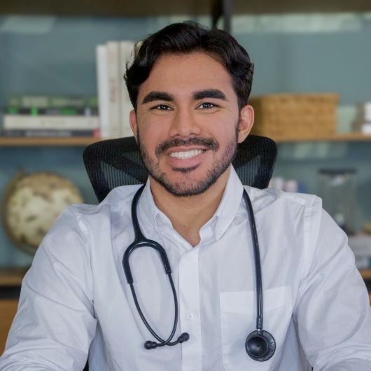 Sandro Cárdenas, Psiquiatra Botucatu