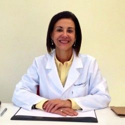 Ampliar imagem: Evanguelia Athanasio Shwetz, Pediatra Curitiba