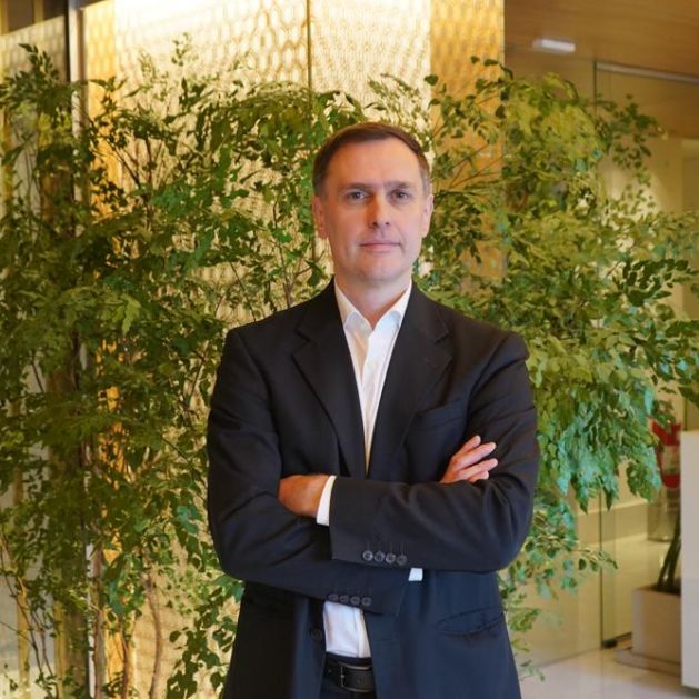 Ubirajara De Freitas Guazzelli, Cirurgião plástico Rio Claro