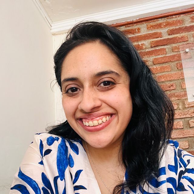 Jennifer Espinoza Espinoza, Psicólogo Constitución