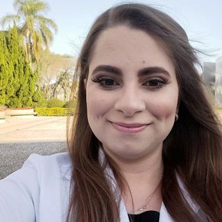 Dra. Natália Freire