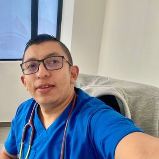Acercar imagen: Carlos Andrés Monroy García, Especialista en Medicina Deportiva Tunja