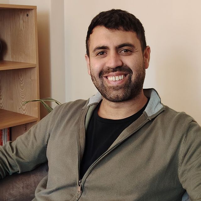 Carlos Emiliano Ponce, Psicólogo Mar del Plata