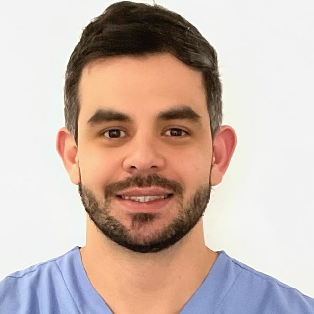 Andrés Felipe Dueñas Quintero, Hepatólogo Bogotá