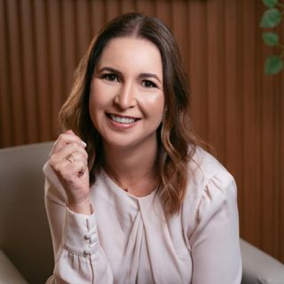  Luciana Lassarote  Bressani, Pediatra Volta Redonda