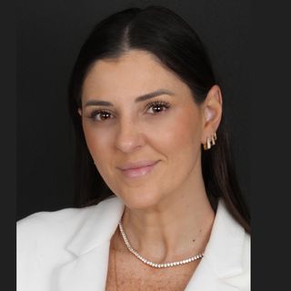 Ampliar imagem: Mariá Abraham, Dentista Florianópolis