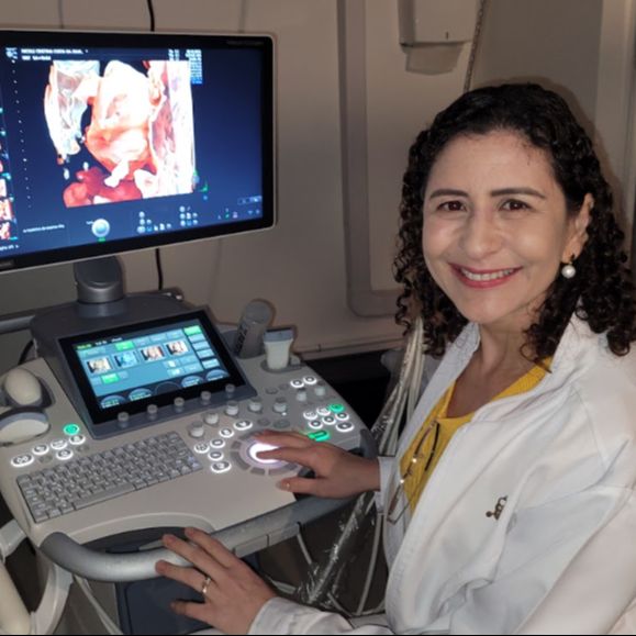 Denise Lima De Oliveira, Especialista em Ultrassonografia Cabo Frio