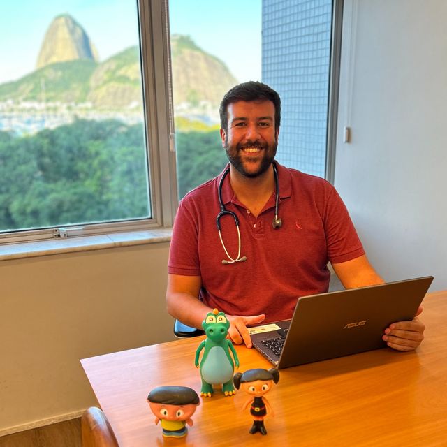 Gabriel Deveza Gomes, Pediatra Rio de Janeiro