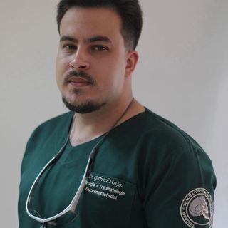 Gabriel Araújo Amaral dos Anjos, Cirurgião buco-maxilo-facial Barbacena