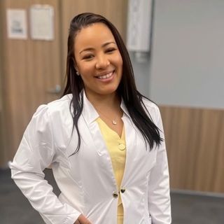 Naiane  Menezes Da Silva Santos, Fisioterapeuta Camaçari