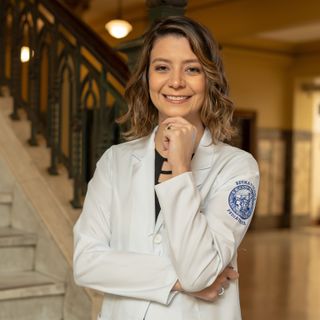 Paula Marra, Reumatologista pediátrico Goiânia