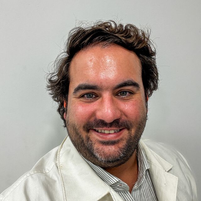 Anibal Paredes Merino, Ginecólogo Las Condes