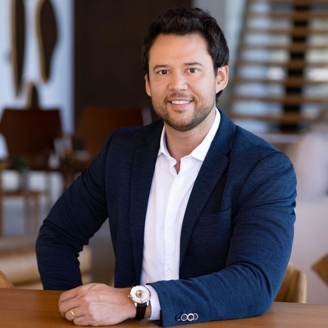 Rafael Ferreira da Silva Brito, Ortopedista - Traumatologista Goiânia