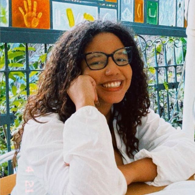 Tayná Magalhães de Almeida, Psiquiatra Rio de Janeiro