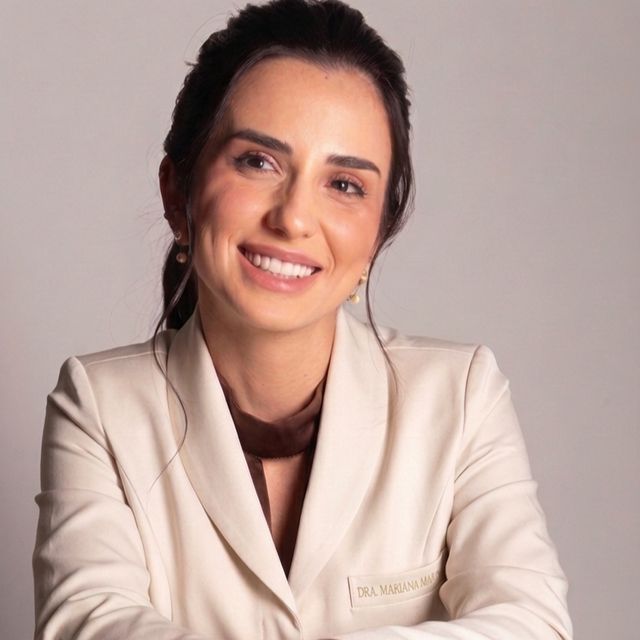 Mariana Marin Gasparini, Dermatologista Uberaba