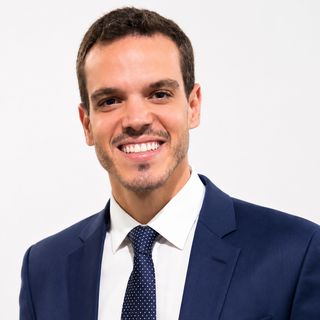 Marley Soares de Souza Filho, Ortopedista - Traumatologista Vitória