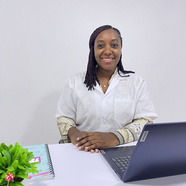 Lorena Guerrero Hinestroza, Psicólogo Itagüí