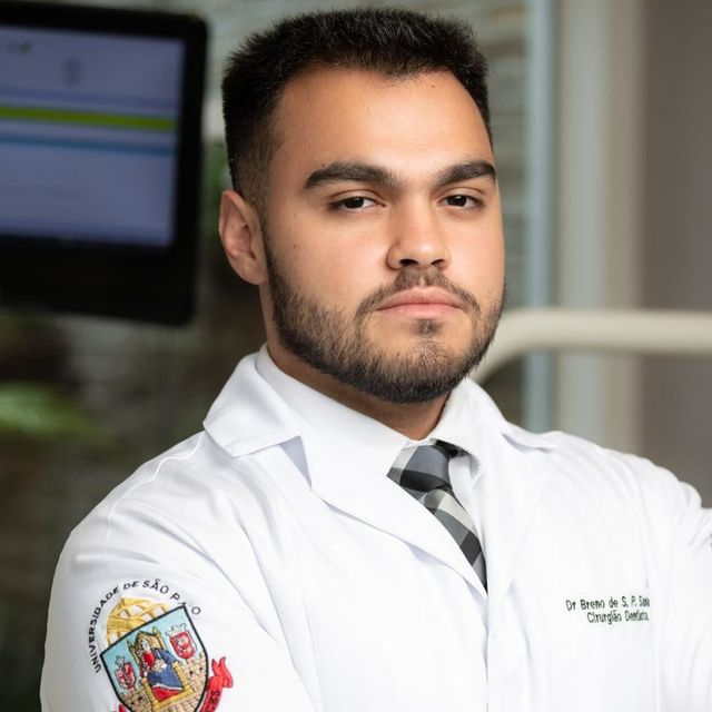Breno Santana, Dentista Paraguaçu