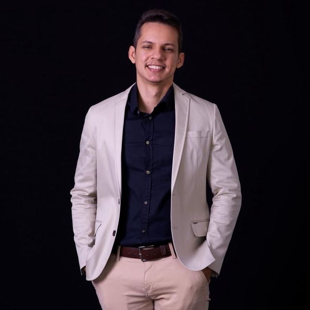 Carlos Vinicius Barbosa, Médico clínico geral Naviraí