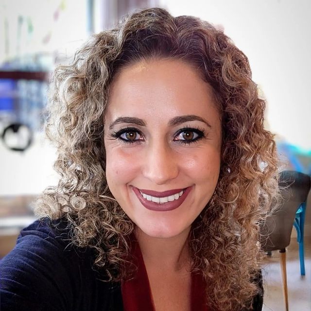 Tanise Balvedi Damas, Endocrinologista Joinville